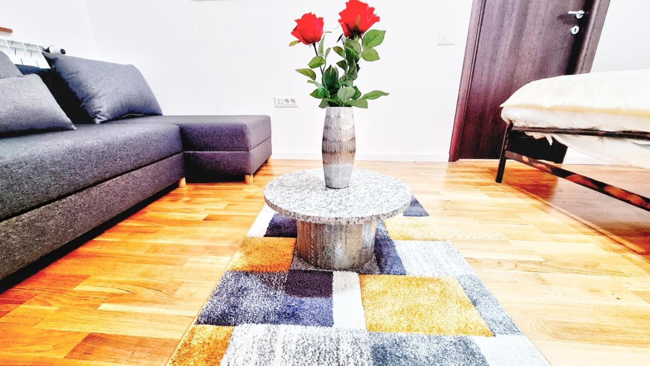 Spacious 5* Luxury In Historic Center Free Parking Cluj-Napoca Extérieur photo