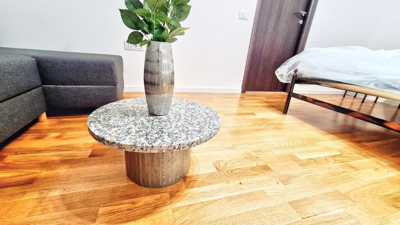 Spacious 5* Luxury In Historic Center Free Parking Cluj-Napoca Extérieur photo
